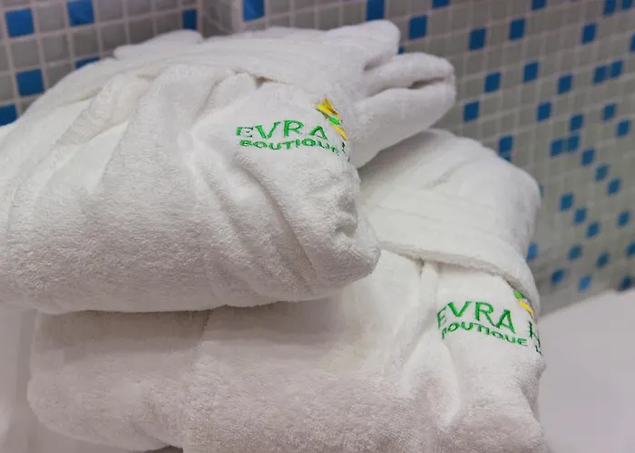 Отель Evra Hotel 3*