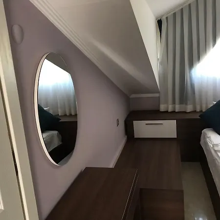 Evra Hotel 3*